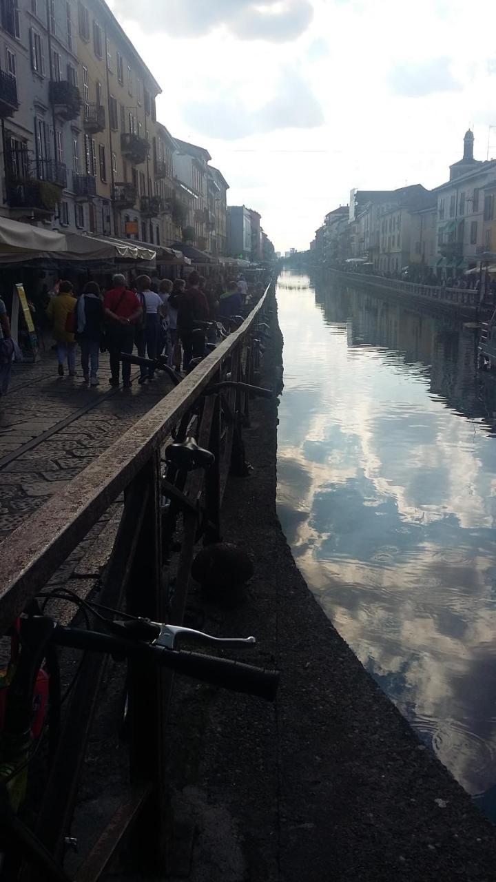 Uptoyou Milan Bagian luar foto